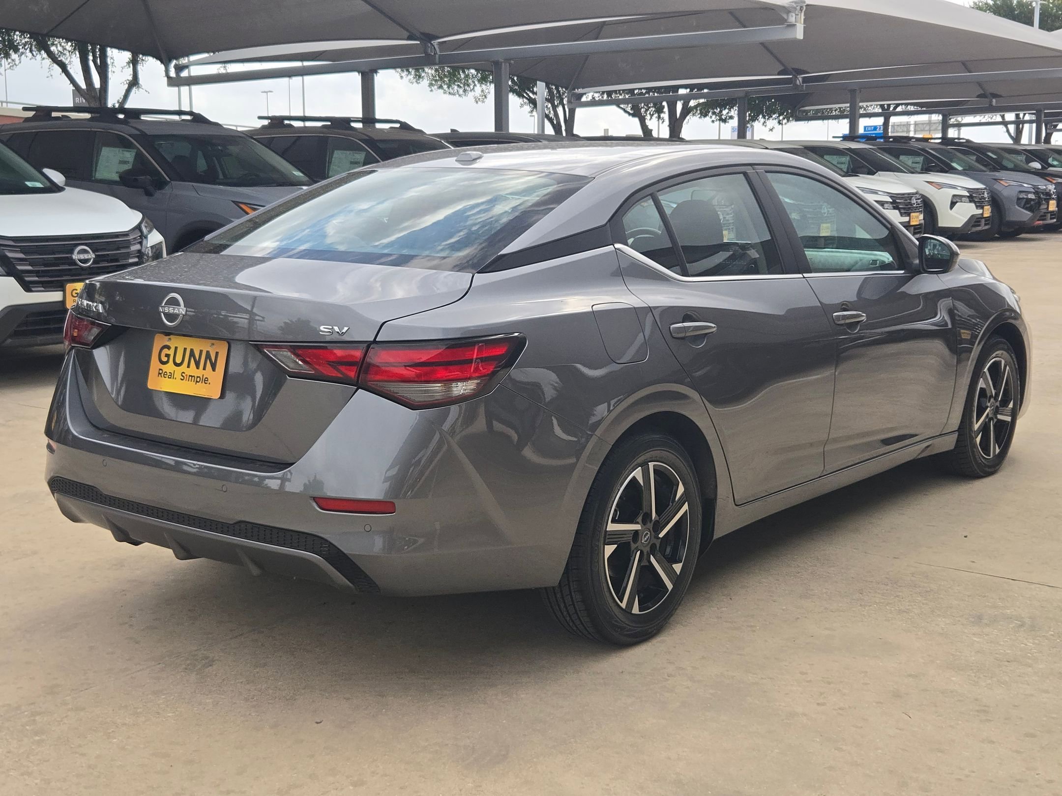 Certified 2024 Nissan Sentra SV FWD image 3