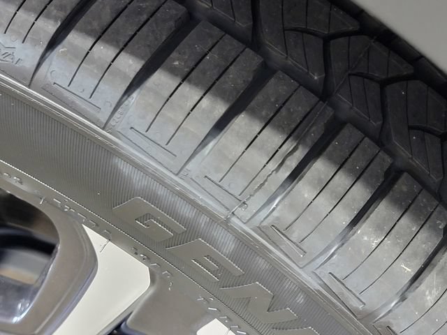 Used 2024 Subaru Ascent Touring AWD/4WD image 11