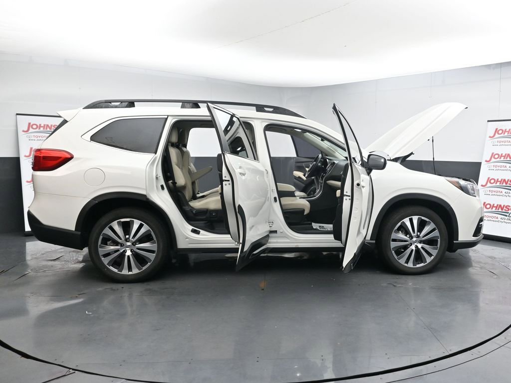 Used 2022 Subaru Ascent Limited w/ Technology Package image 41