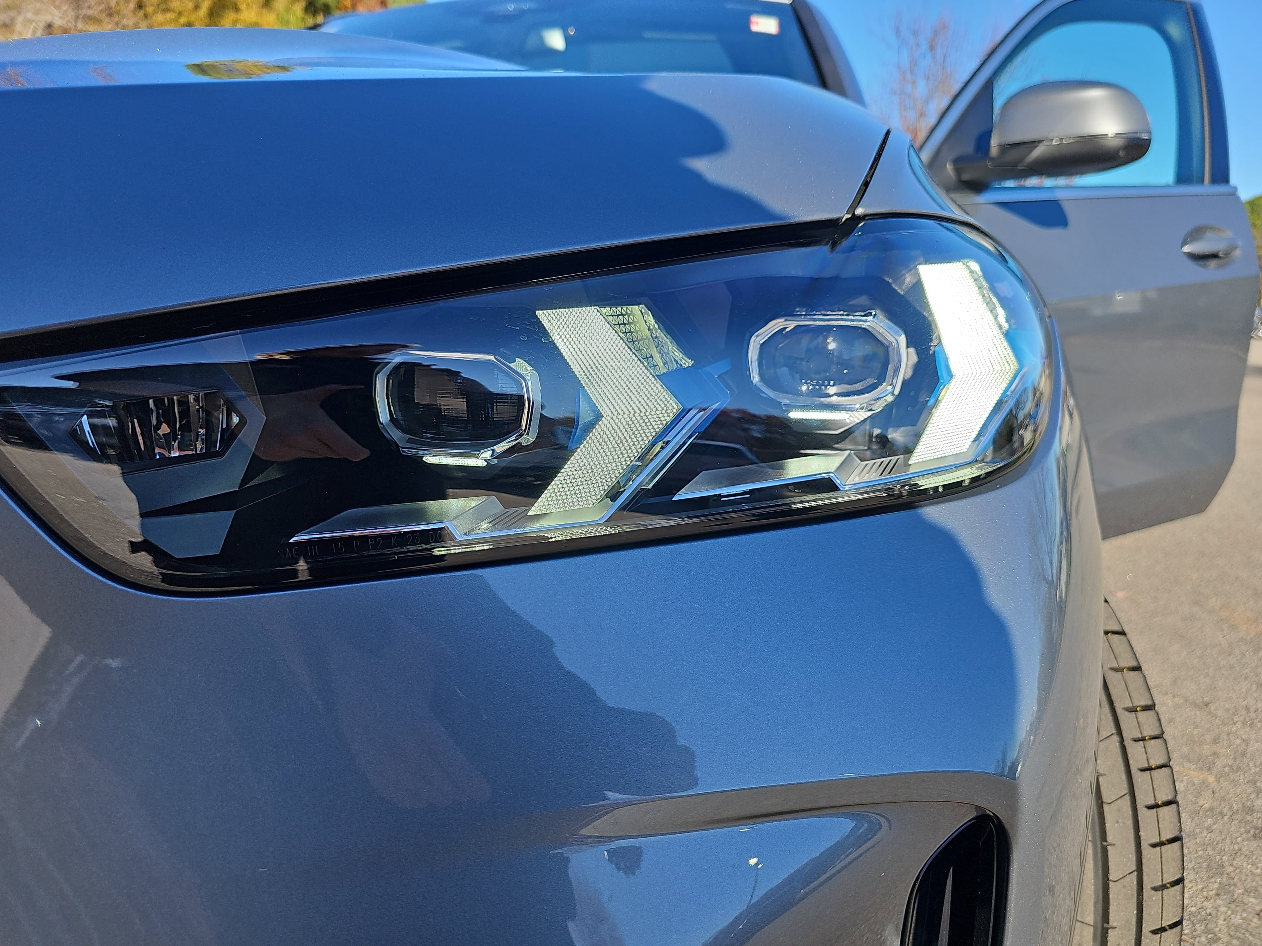 New 2026 BMW X5 xDrive50e w/ Climate Comfort Package image 34