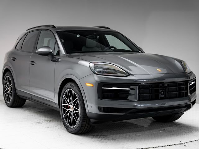 New 2026 Porsche Cayenne S image 31