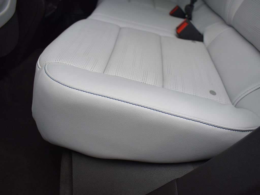 Certified 2025 Cadillac XT4 Sport image 27