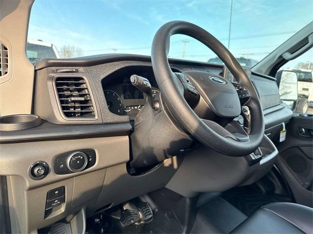 New 2025 Ford Transit 250 Low Roof AWD image 10