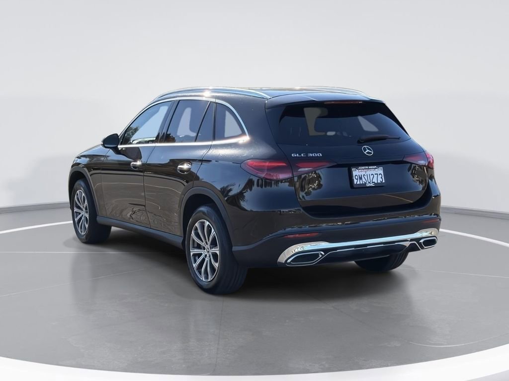 Used 2024 Mercedes-Benz GLC 300 image 5