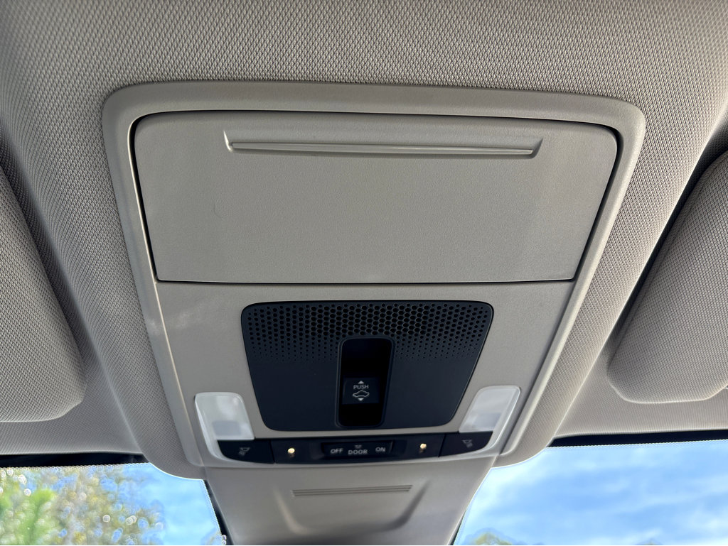 Used 2025 Honda CR-V EX-L image 30