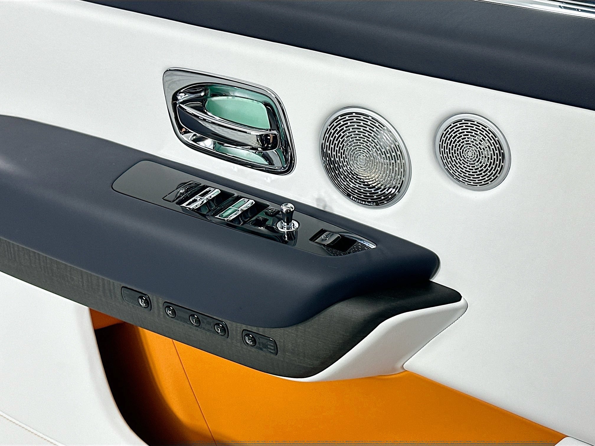 New 2027 Rolls-Royce Cullinan AWD/4WD image 17