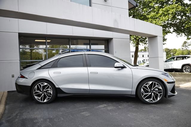 Used 2023 Hyundai Ioniq 6 SEL RWD image 4