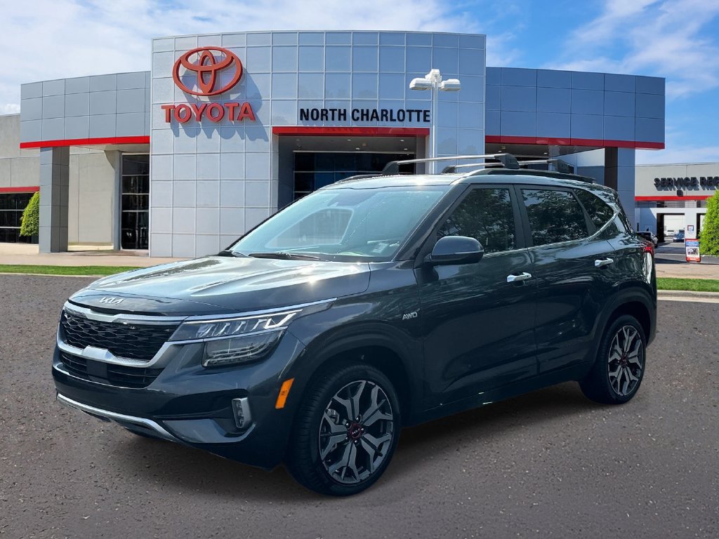 Used 2022 Kia Seltos SX w/ Sunroof Package AWD/4WD image 5