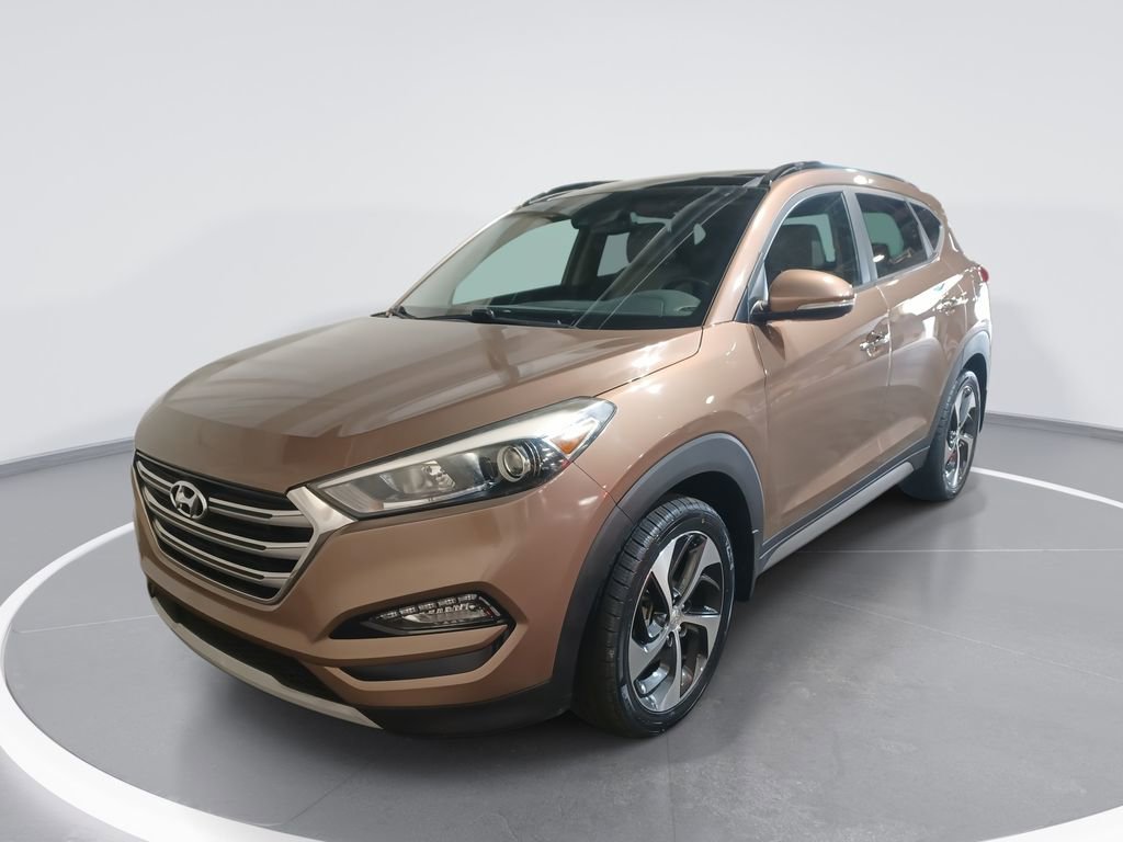Used 2017 Hyundai Tucson Limited w/ Limited Ultimate Package 03