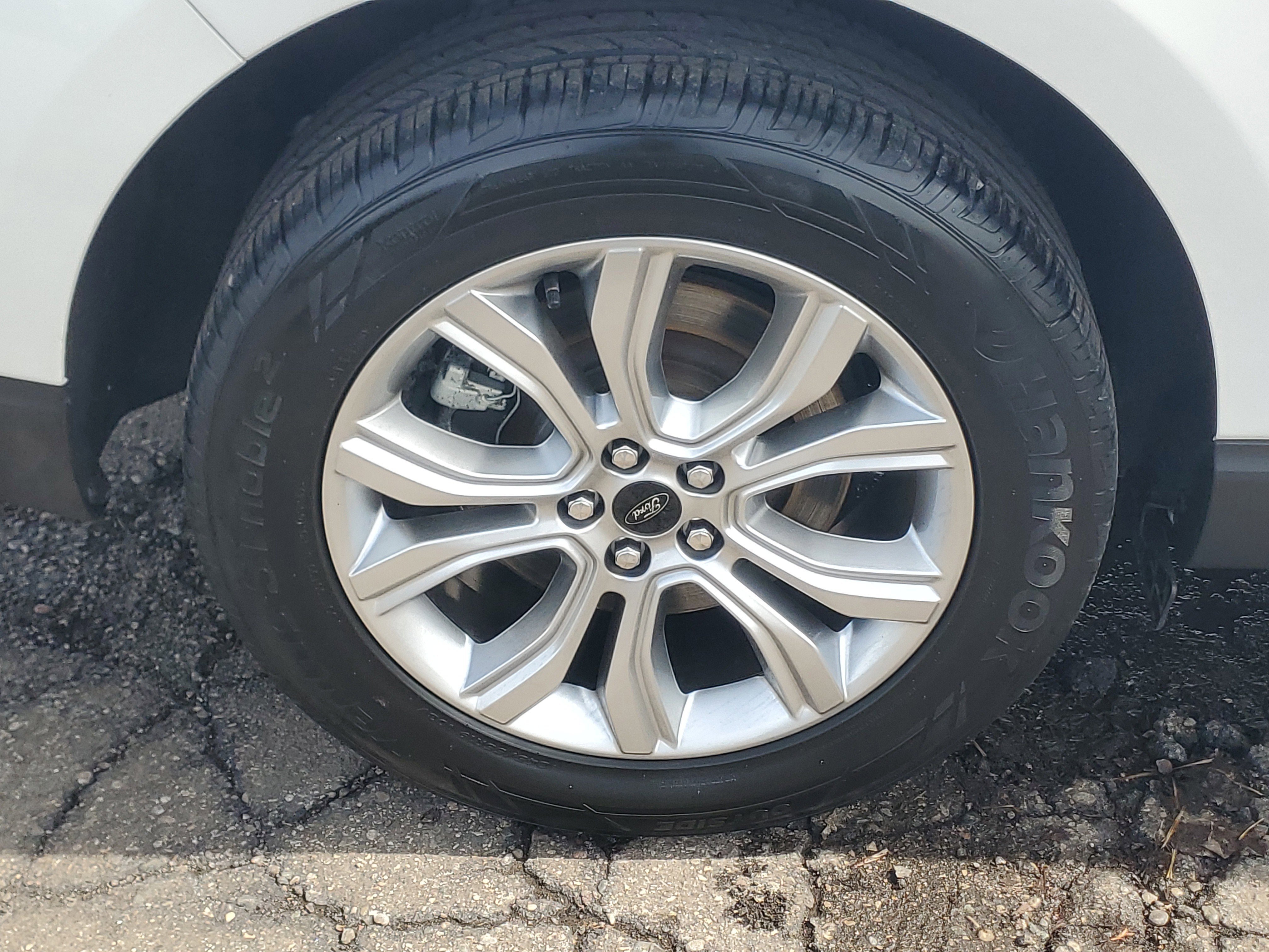 Used 2024 Ford Edge Titanium w/ Equipment Group 301A AWD/4WD image 7