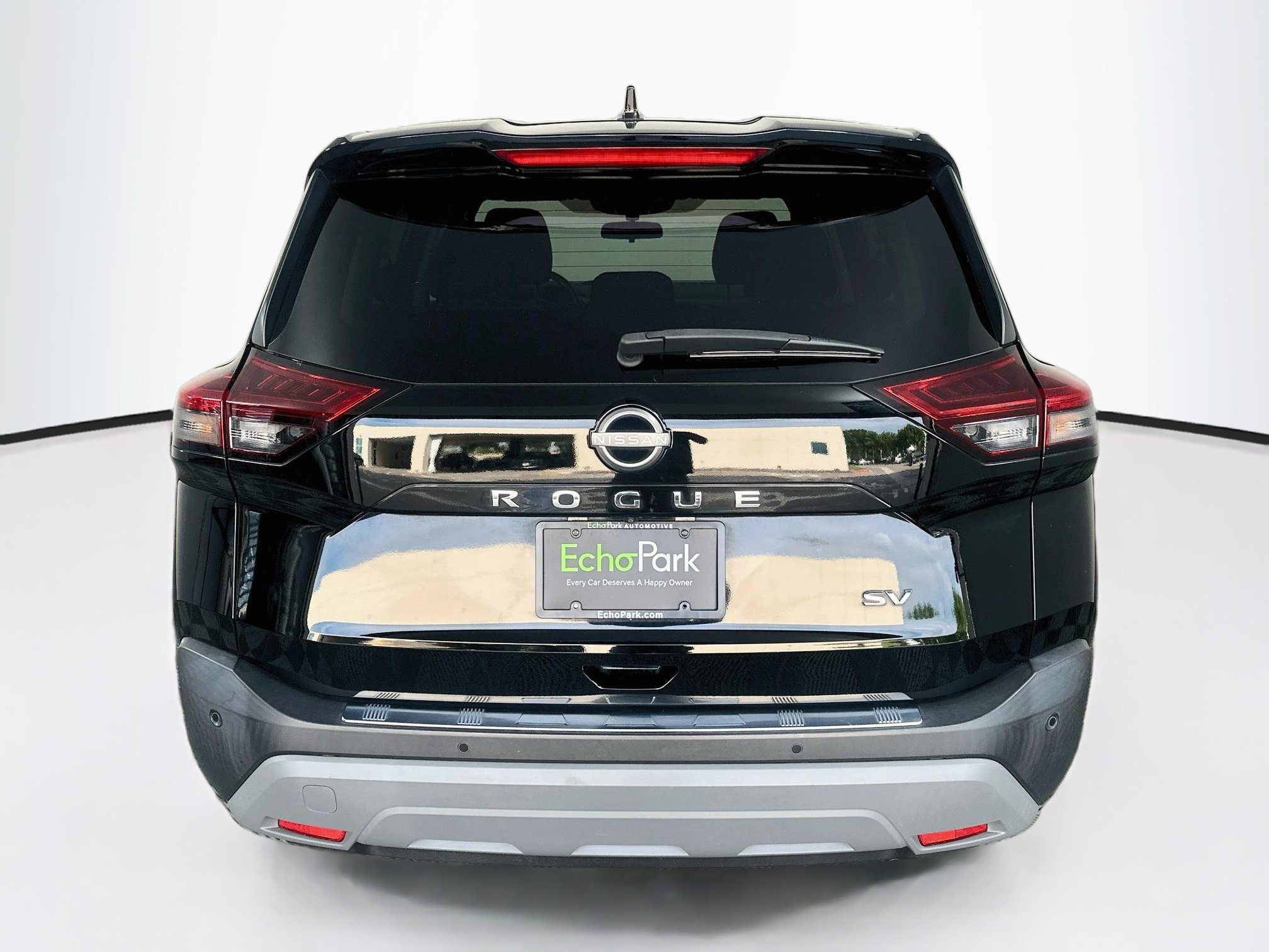 Used 2023 Nissan Rogue SV FWD image 7