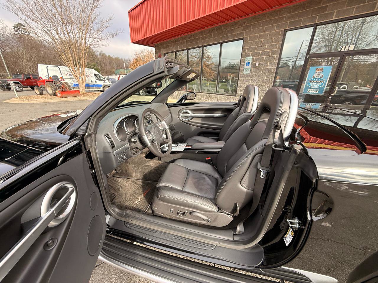 Used 2003 Chevrolet SSR w/ Preferred Equipment Group RWD image 16