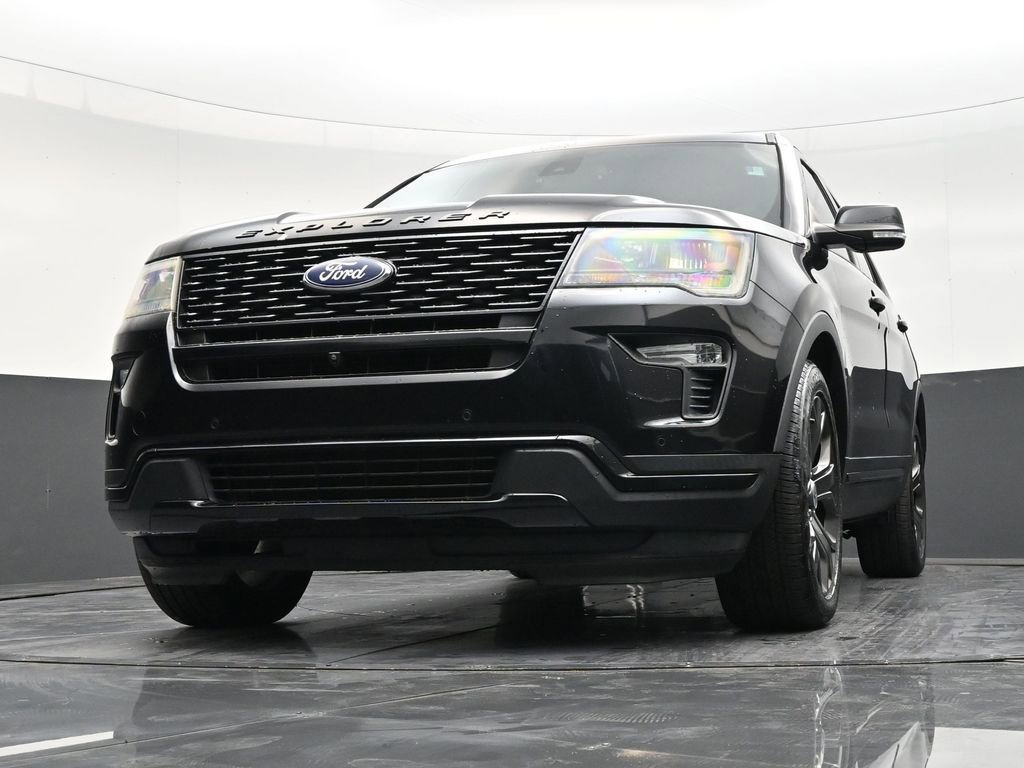 Used 2018 Ford Explorer Sport w/ Equipment Group 401A image 27