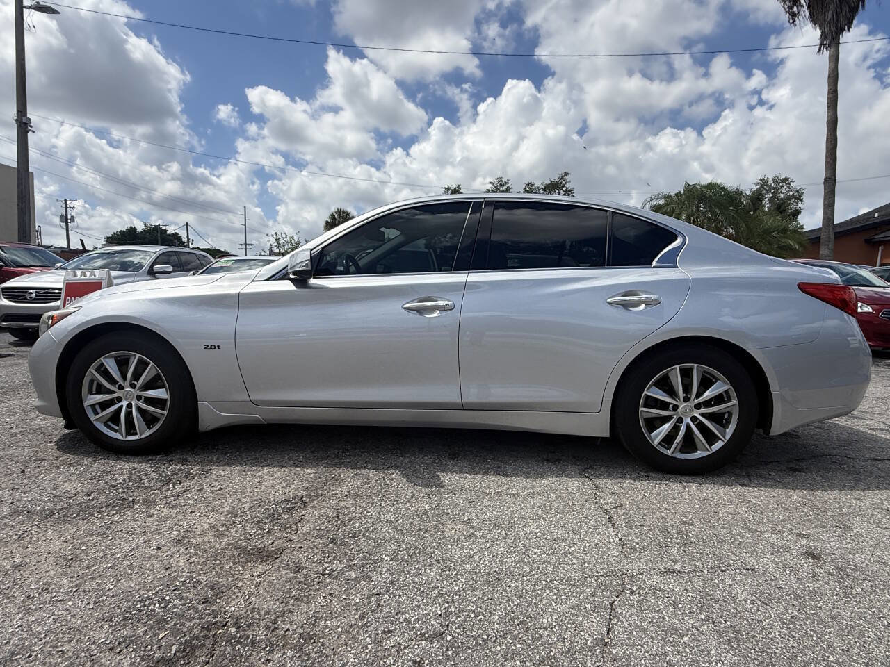 Used 2017 INFINITI Q50 Premium w/ 2.0T Premium Plus Package RWD image 9