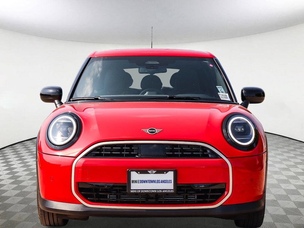 Used 2025 MINI Cooper 4-Door Hardtop FWD image 2