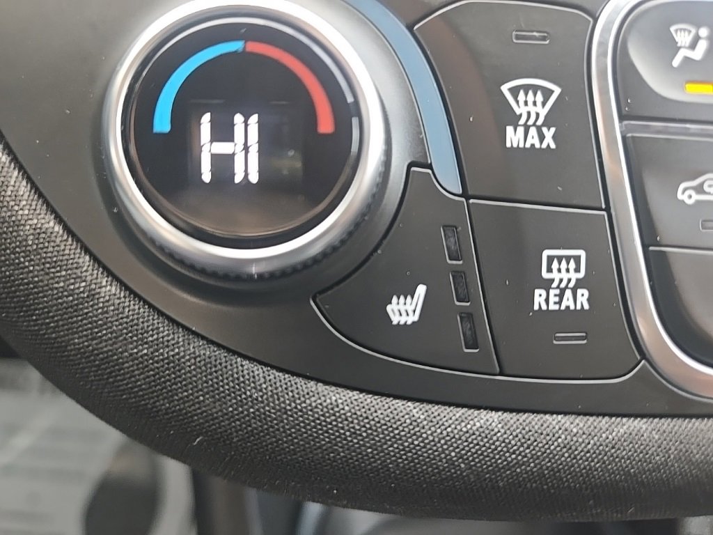 Used 2023 Chevrolet Malibu LT image 20