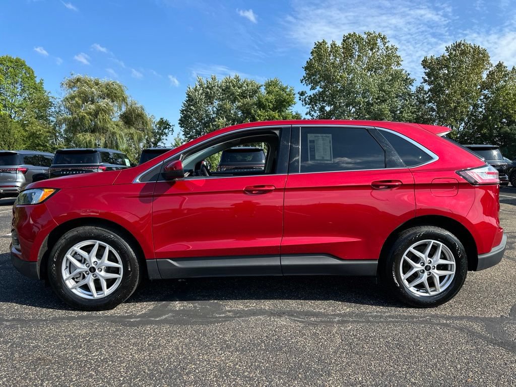 Used 2023 Ford Edge SEL AWD/4WD image 7