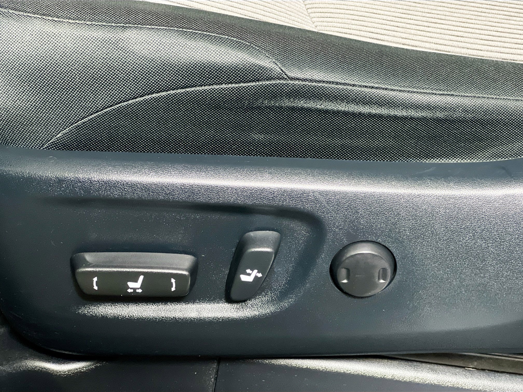 Used 2023 Toyota 4Runner SR5 image 15