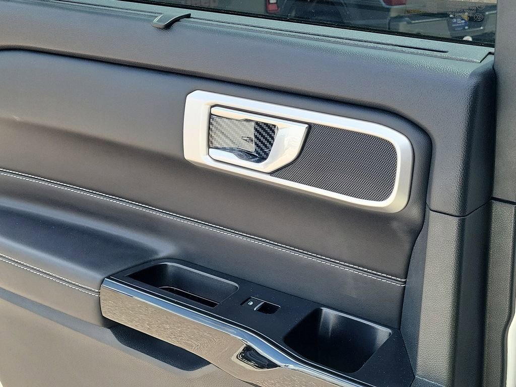 Certified 2022 Ford Explorer ST w/ ST Street Pack image 20