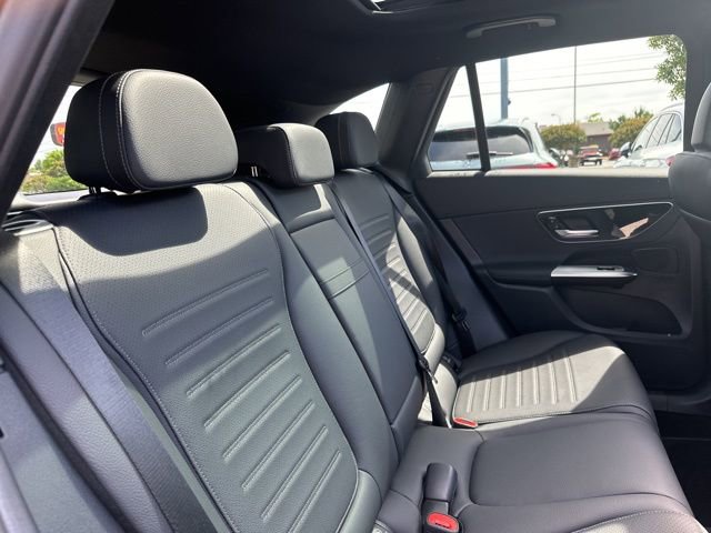 Used 2026 Mercedes-Benz GLC 300 image 25