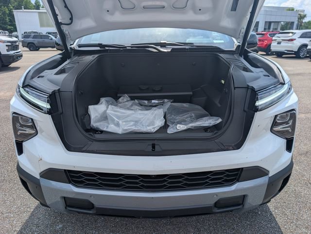 New 2025 Chevrolet Silverado EV LT image 34