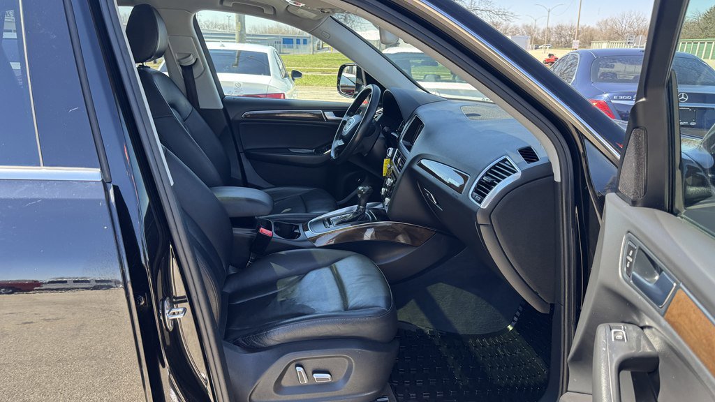 Used 2017 Audi Q5 2.0T Premium AWD/4WD image 27