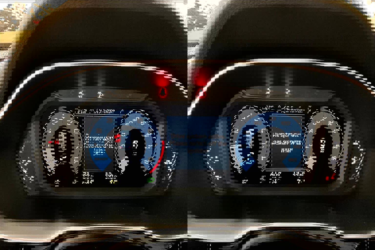 Certified 2025 Audi Q3 2.0T Premium w/ Convenience Package image 25