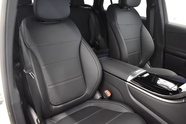 New 2026 Mercedes-Benz GLC 300 4MATIC image 6
