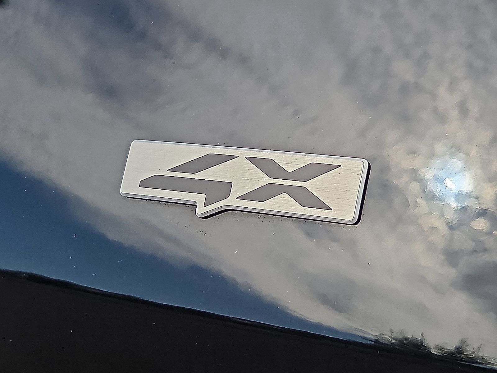 Used 2024 Kia Sportage EX AWD/4WD image 8
