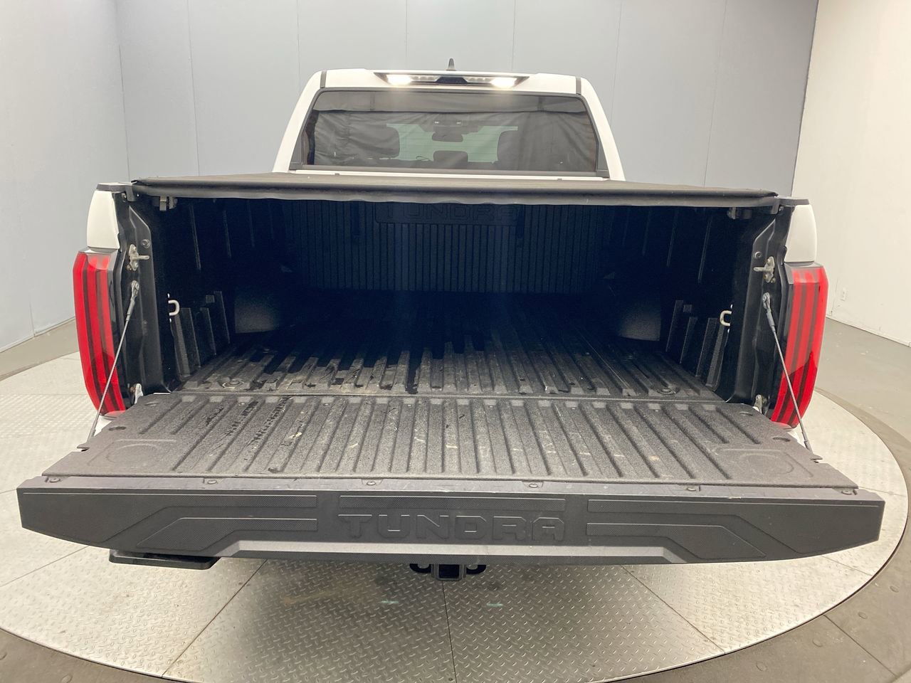 Used 2024 Toyota Tundra SR5 w/ SR5 Convenience Package AWD/4WD image 25