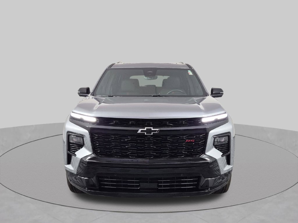 Used 2026 Chevrolet Traverse RS FWD image 10