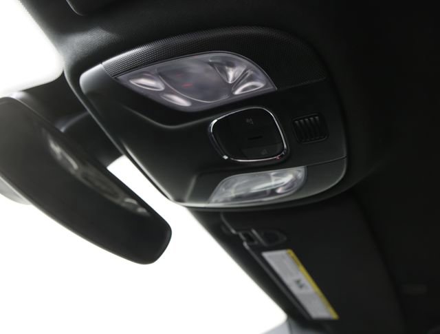 Used 2024 Jeep Compass Trailhawk image 10