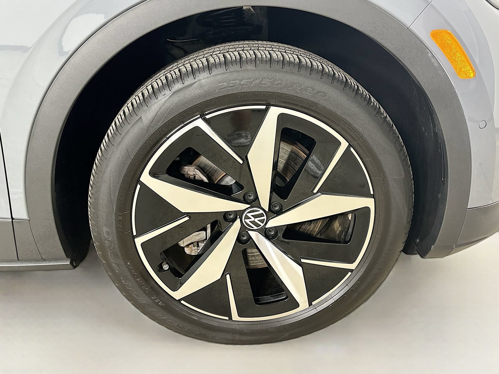 Used 2025 Volkswagen ID.4 Pro S AWD/4WD image 10