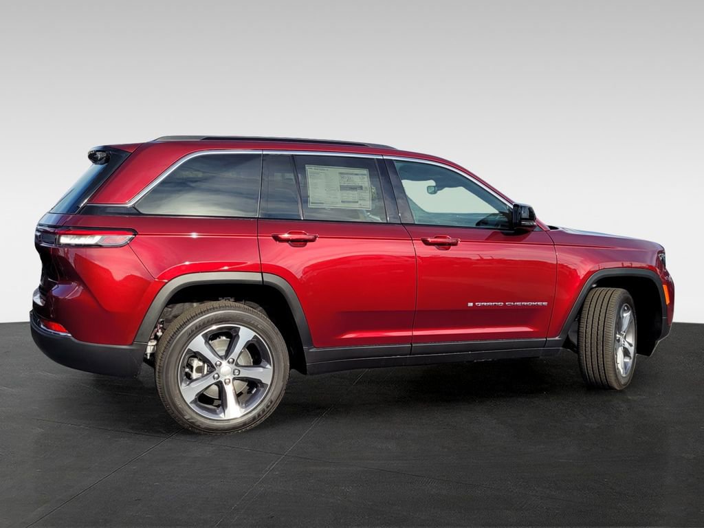 New 2024 Jeep Grand Cherokee Limited 4xe image 4