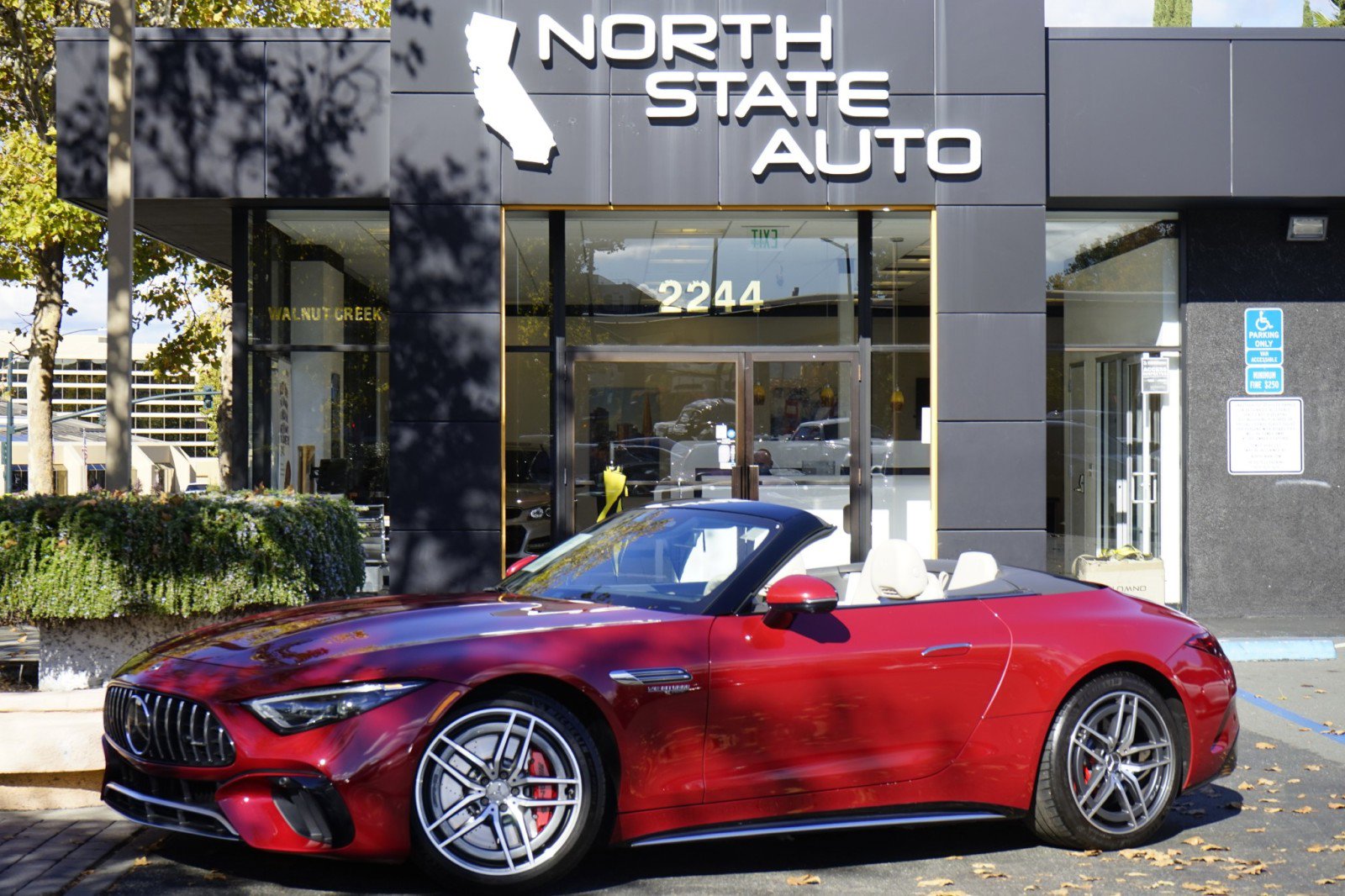 Used 2022 Mercedes-Benz SL 55 AMG 4MATIC w/ Driver Assistance Package