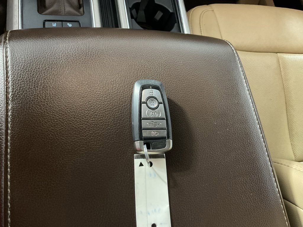 Used 2019 Ford F150 Lariat w/ Equipment Group 502A Luxury AWD/4WD image 42