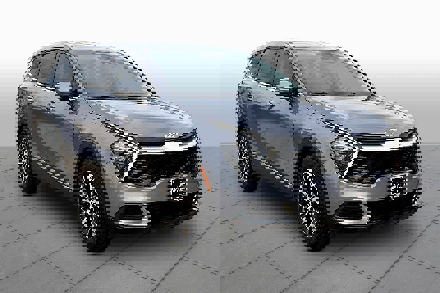 Certified 2023 Kia Sportage EX image 3