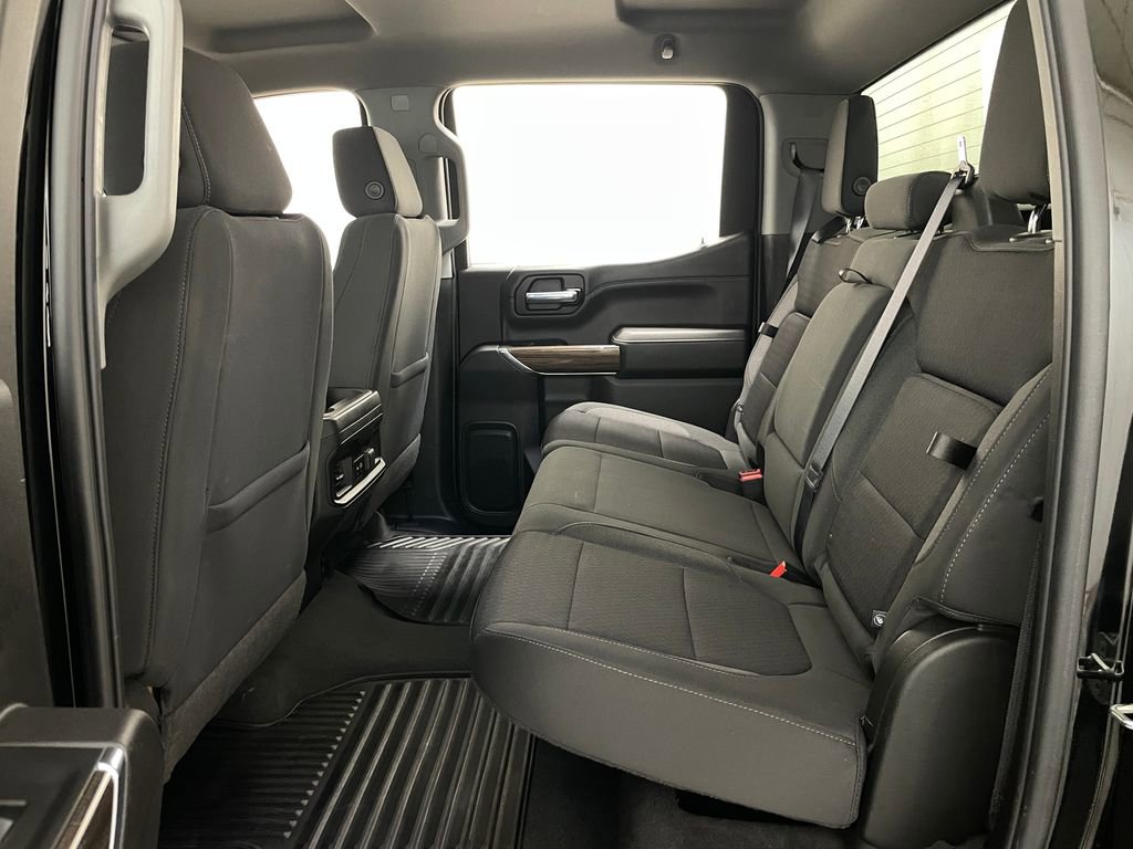 Certified 2022 Chevrolet Silverado 1500 RST w/ LPO, Blackout Package AWD/4WD image 9