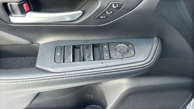 Used 2025 Toyota Grand Highlander AWD Hybrid image 15