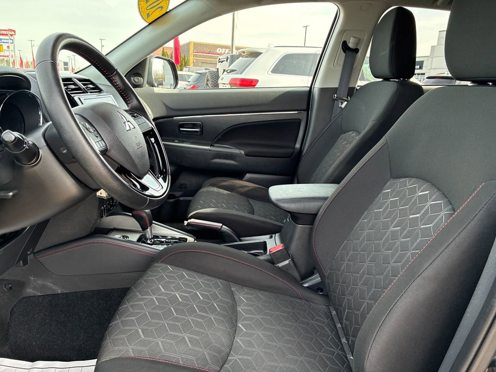 Used 2023 Mitsubishi Outlander Sport LE AWD/4WD image 10