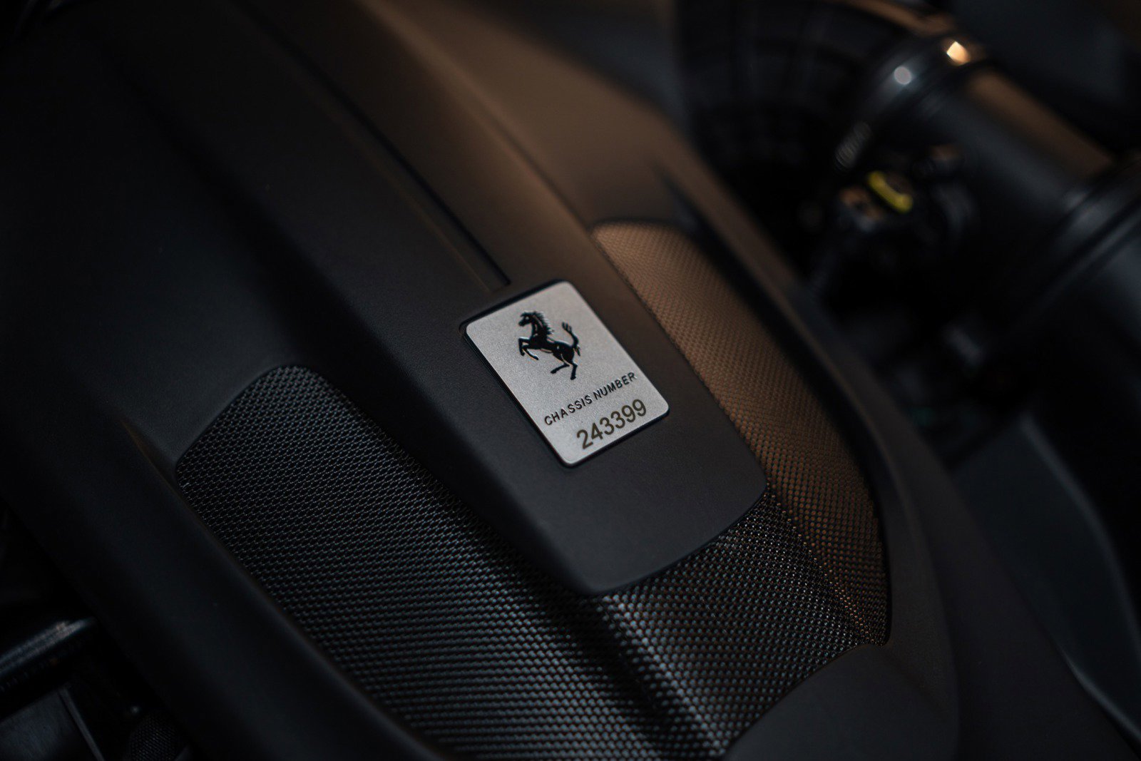 Used 2019 Ferrari Portofino RWD image 30