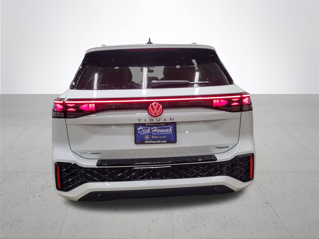 New 2026 Volkswagen Tiguan SEL R-Line image 13