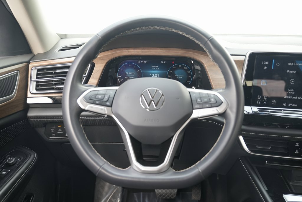 Used 2024 Volkswagen Atlas SE image 43