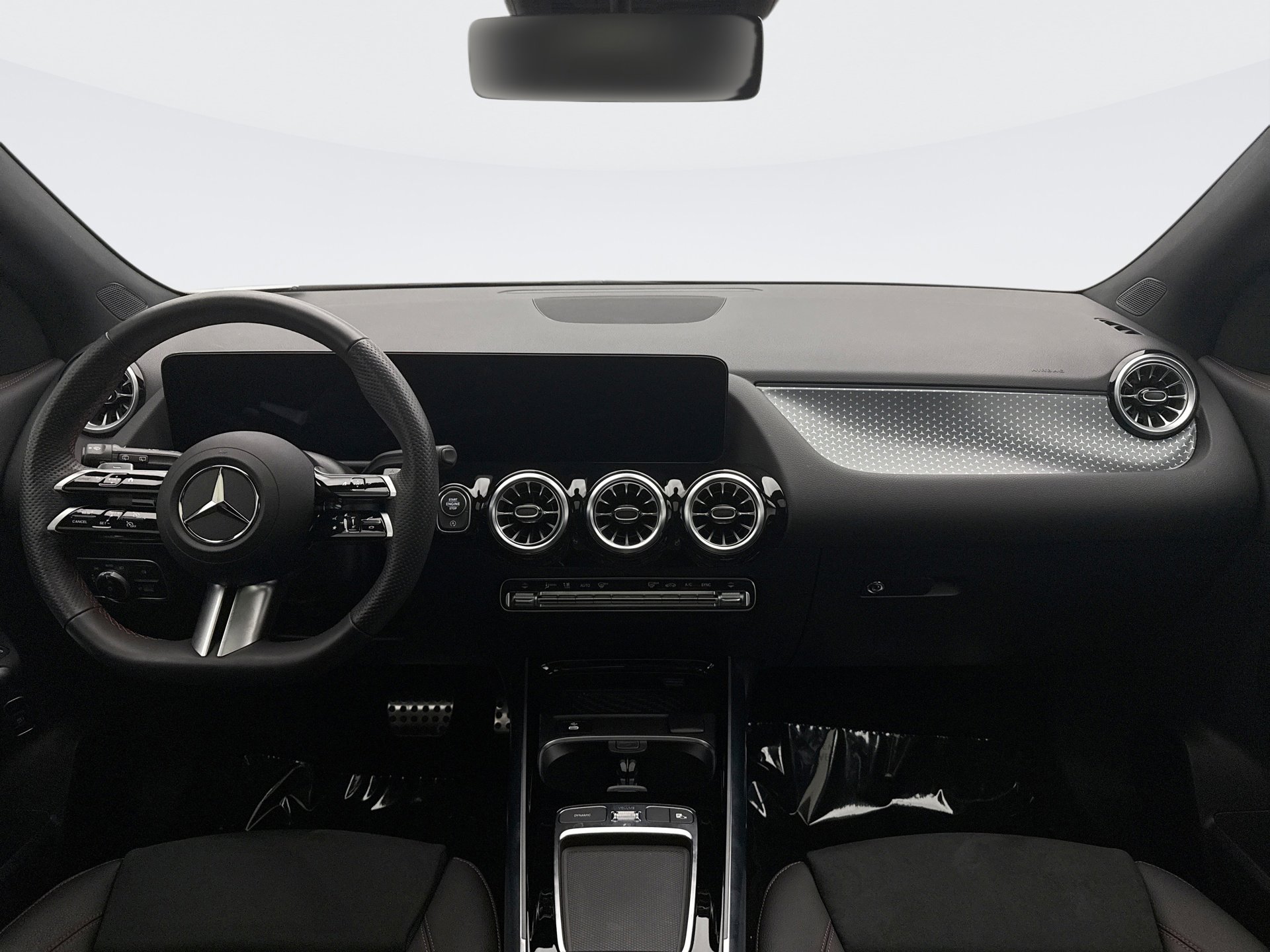 Used 2025 Mercedes-Benz GLA 250 4MATIC w/ AMG Night Package image 14