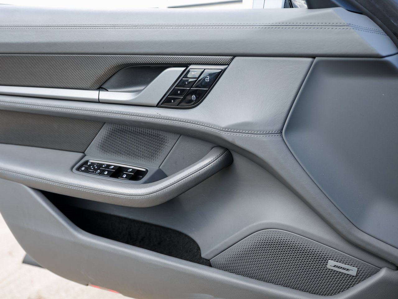 Certified 2021 Porsche Taycan Turbo S image 23