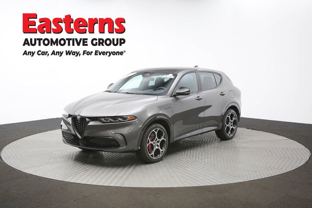 Used 2024 Alfa Romeo Tonale Veloce w/ Active Assist Package AWD/4WD image 53