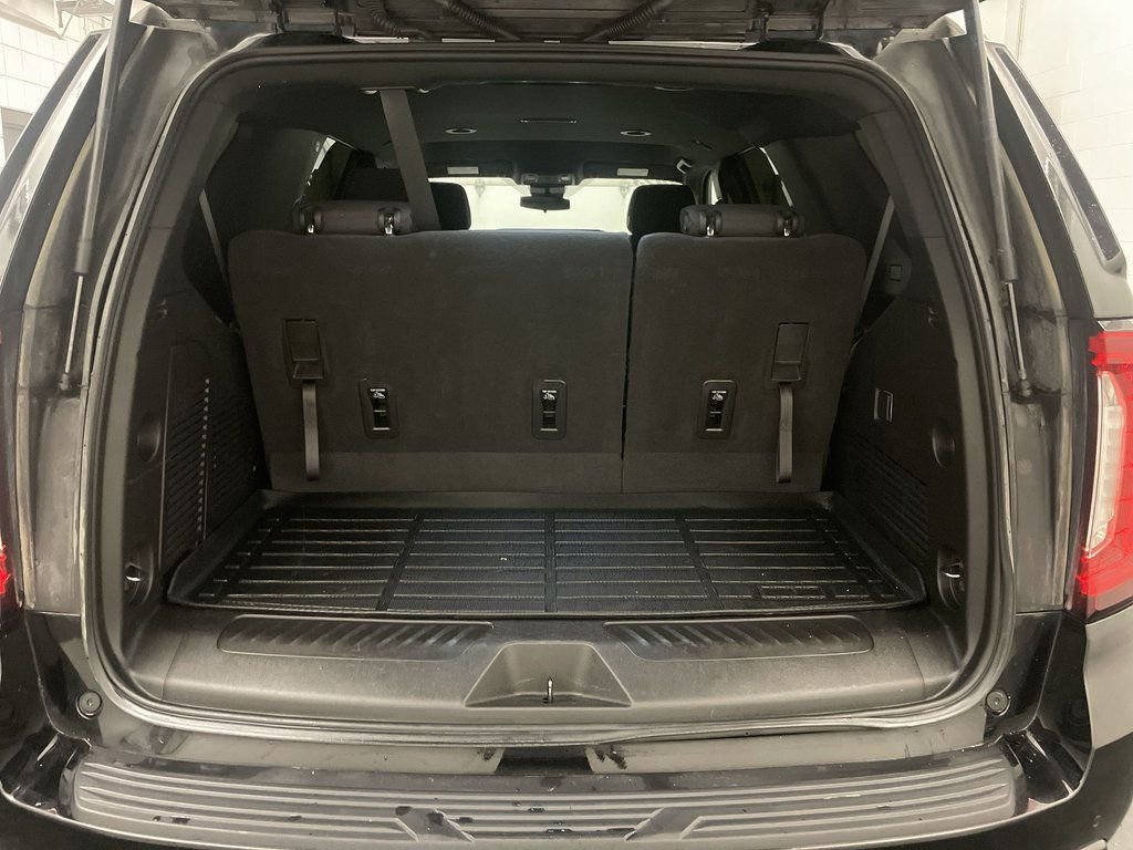 Used 2023 GMC Yukon SLE image 19