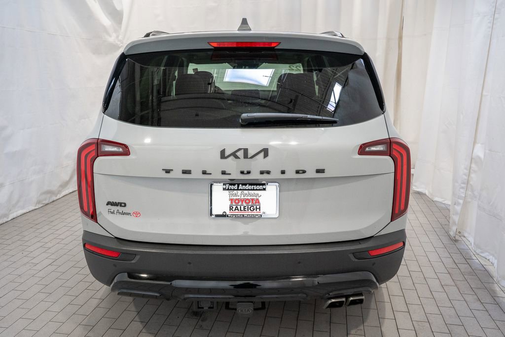 Used 2022 Kia Telluride SX w/ SX Prestige Package image 5