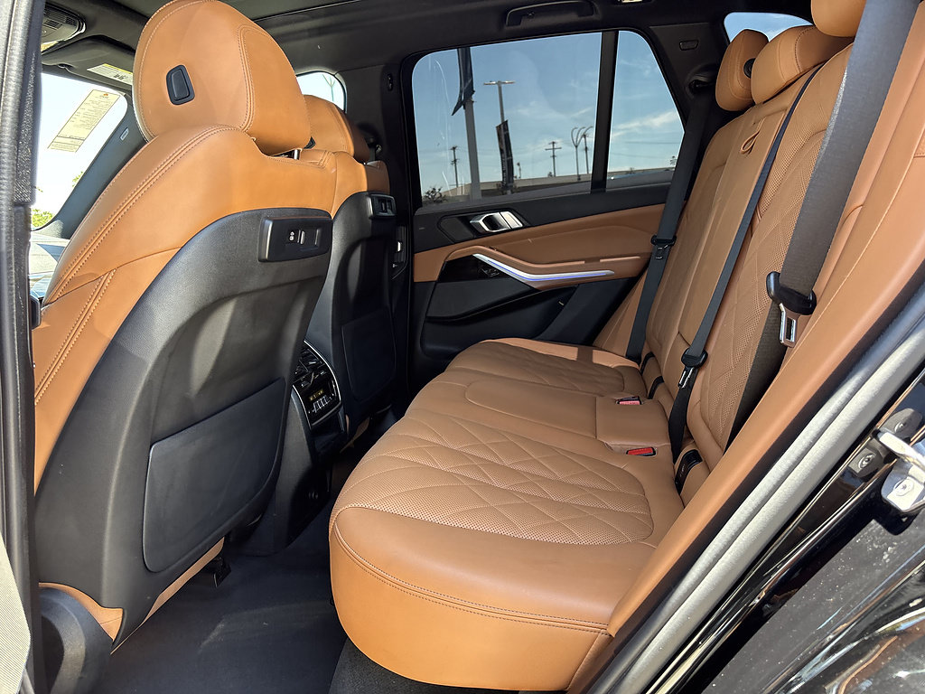 Used 2023 BMW X5 xDrive40i w/ Premium Package AWD/4WD image 10