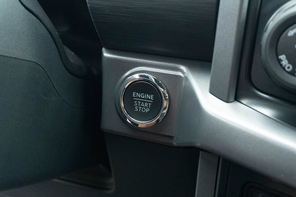 Used 2025 Ford F150 XLT w/ Equipment Group 302A MID AWD/4WD image 32